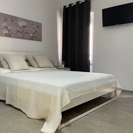 Matty's Guest house